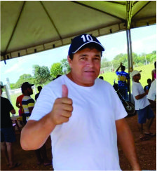 Prefeito Divino Morais apoia equipe de Sucupira na Copa Sul de Futebol