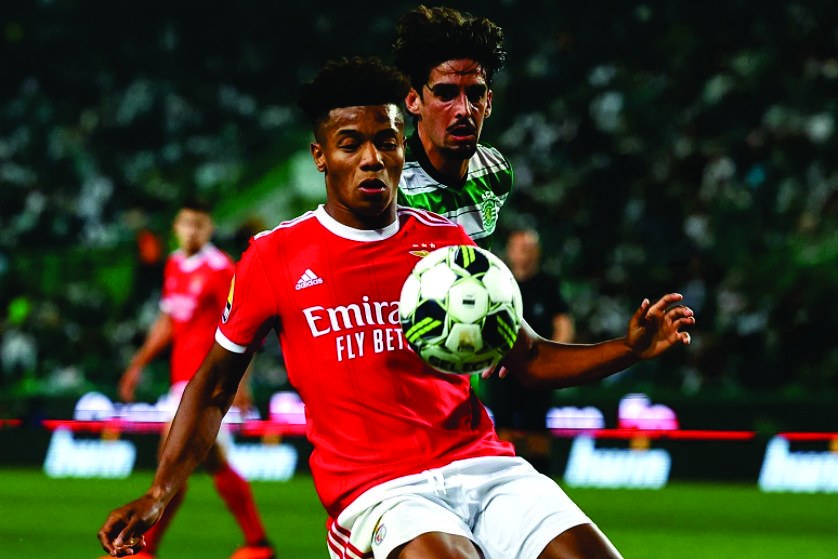 Tudo empatado no dérbi e decisão do título fica adiada para a última jornada