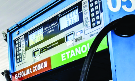Gasolina deve subir em 22 estados e no Distrito Federal com novo ICMS