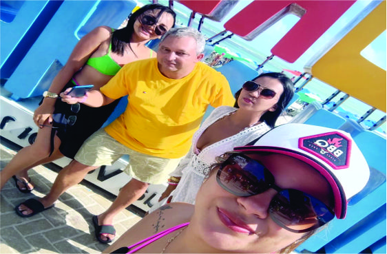 O grupo da excursão de Maragogi, vem agradecer a LL TURISMO pelo excelente atendimento da viagem