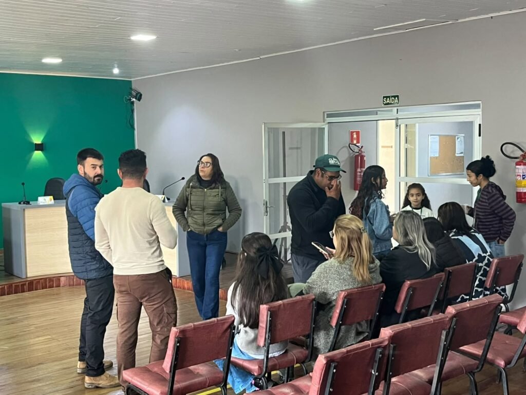 ATUALIDADES: Conhecendo o Legislativo na prática